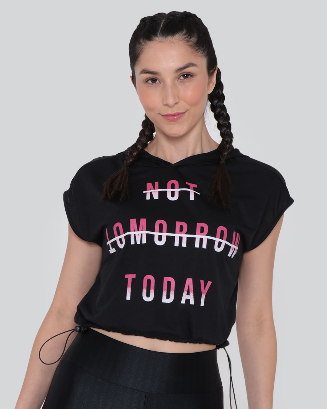 Blusa Cropped Fitness Capuz Preta