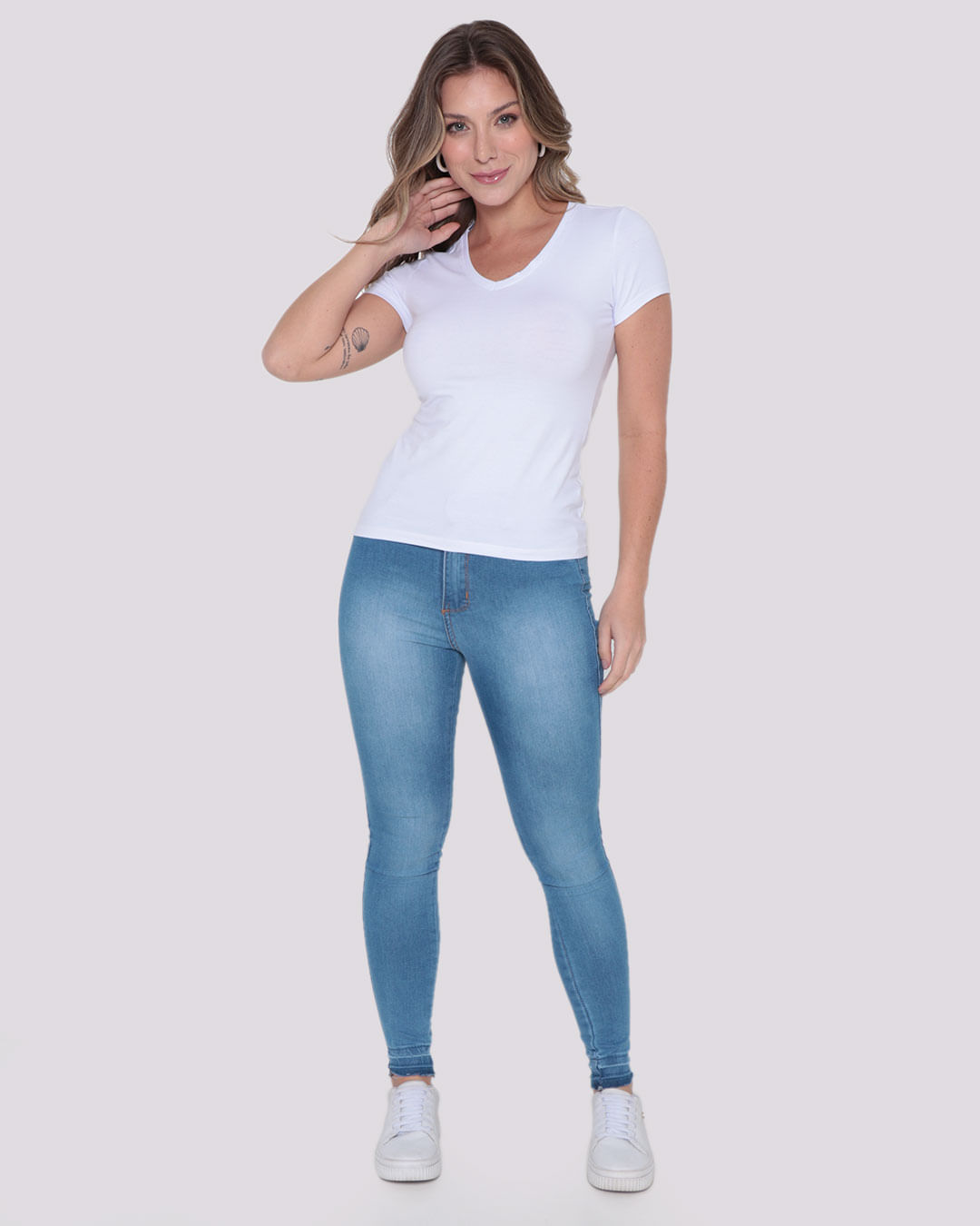 Blusa Feminina Decote V Básica Slim Branca