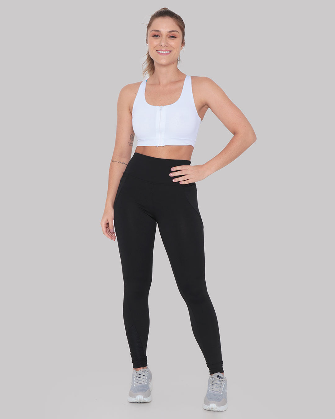 Calça Legging Fitness Cós Alto Bolso Lisa Preta