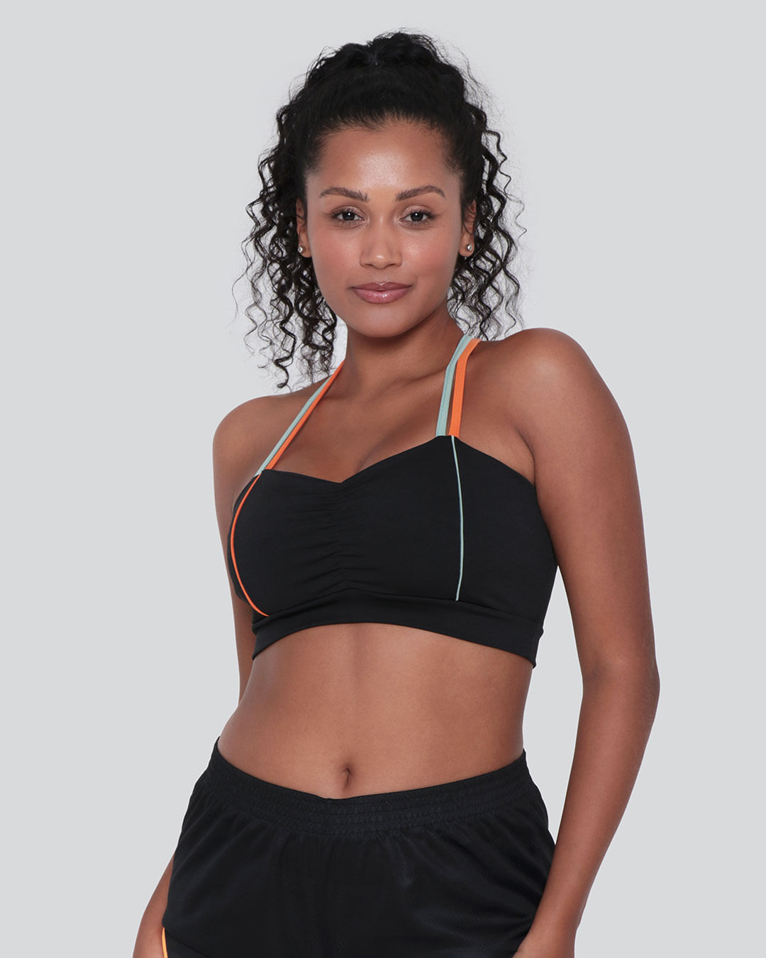 Top Cropped Fitness Alças Finas Cinza Preto