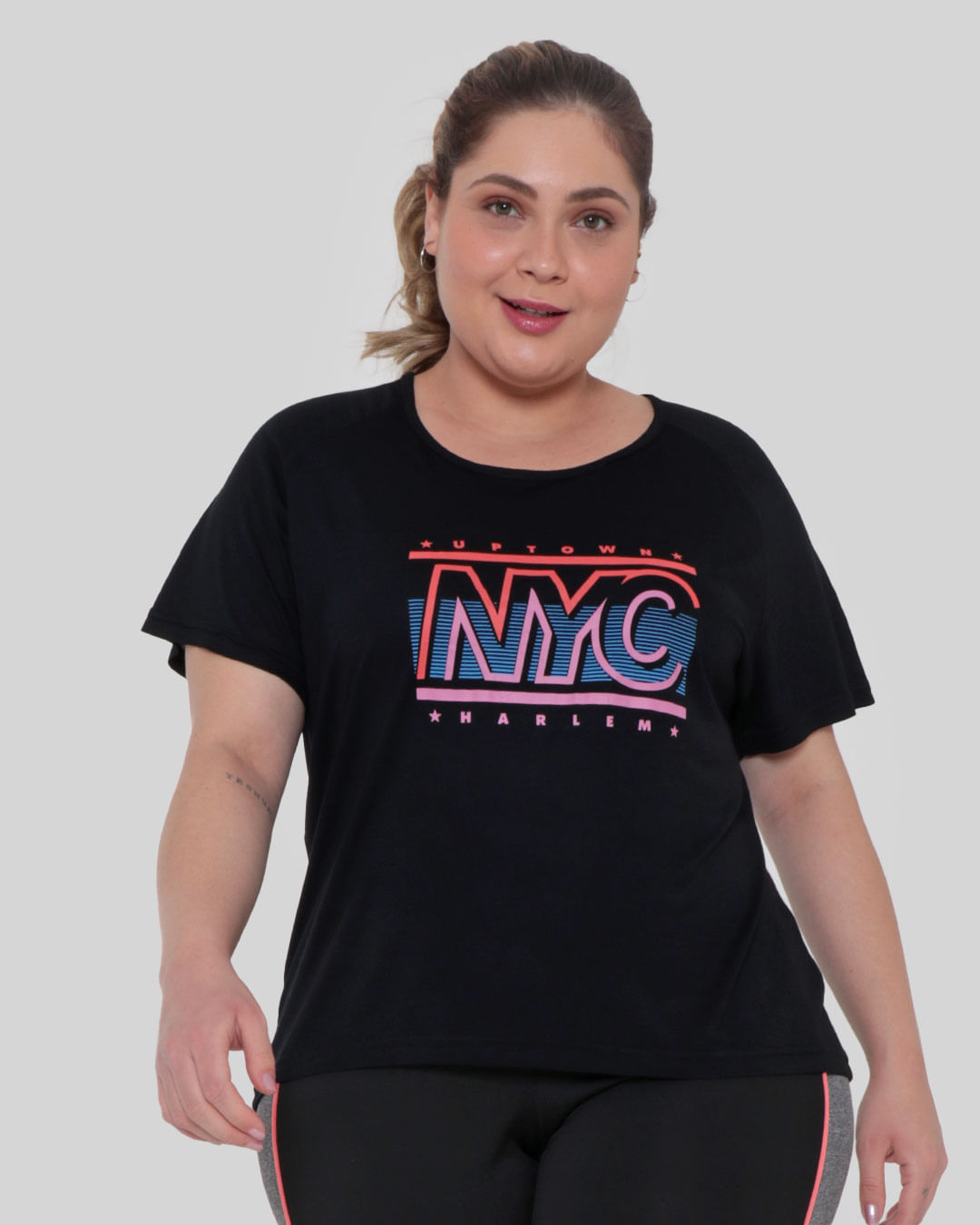 Blusa Feminina Plus Size Fitness Estampa NYC Fitter Preta