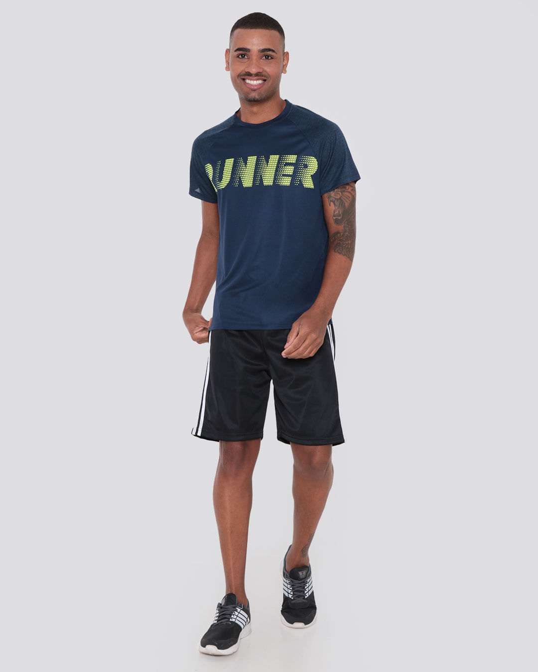 Camiseta Masculina Fitness Estampa Runner Azul Marinho