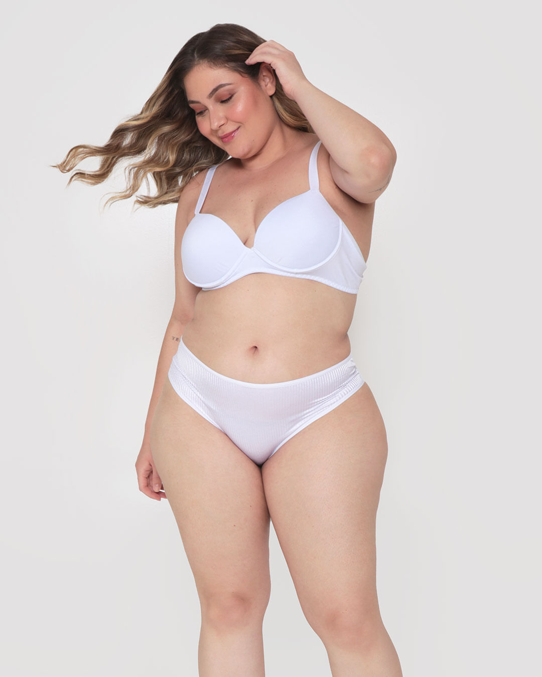 ​Calcinha Plus Size Alta Canelada Branca