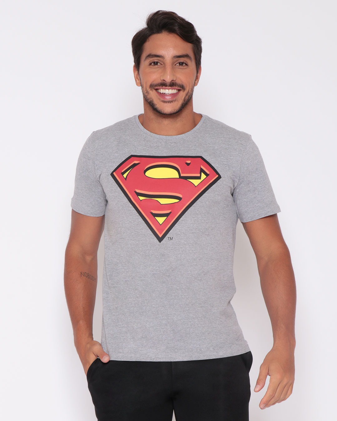 Camiseta Masculina  Estampa Superman Liga da Justiça Cinza