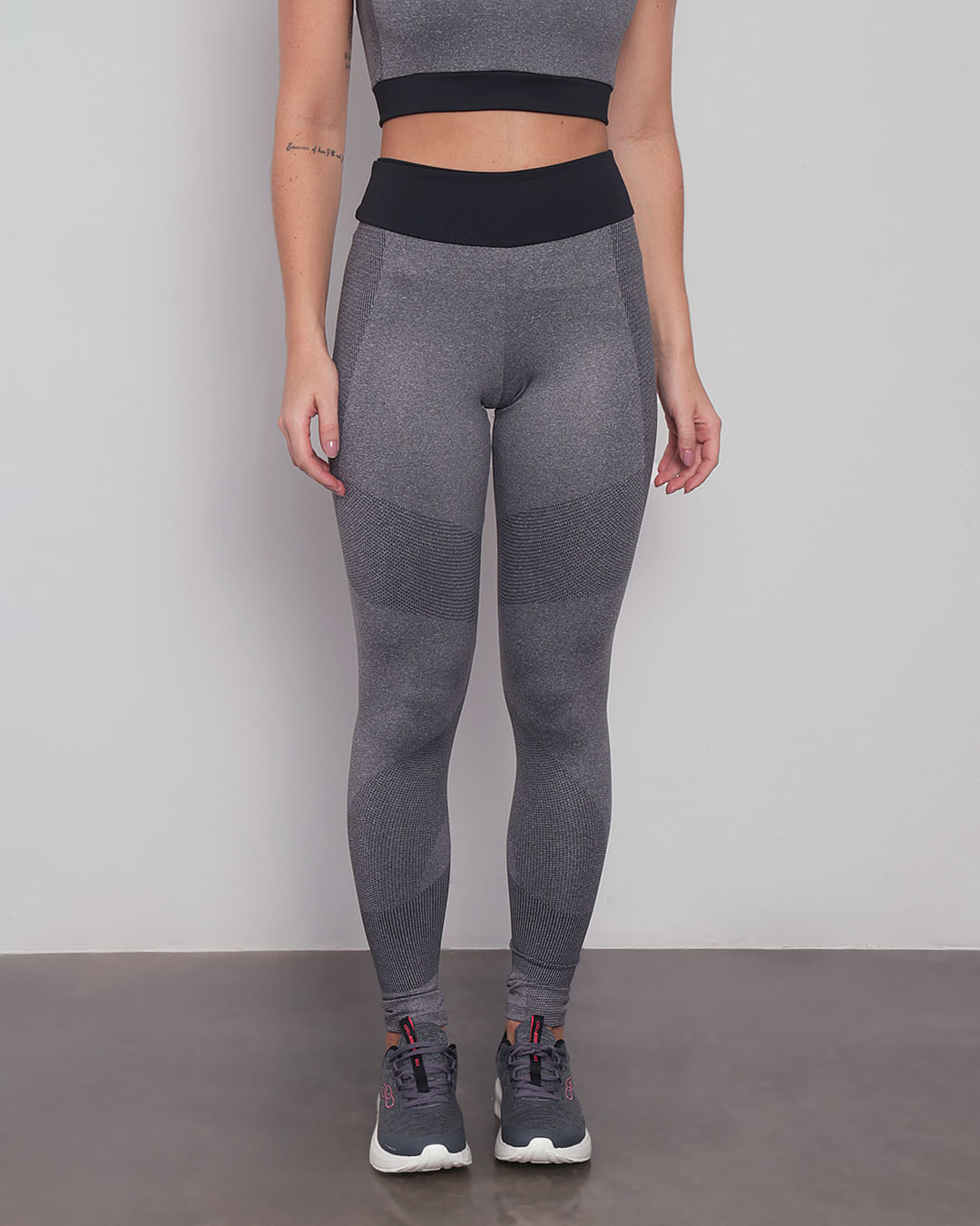 Calça Legging Fitness Estampada Fitter Cinza