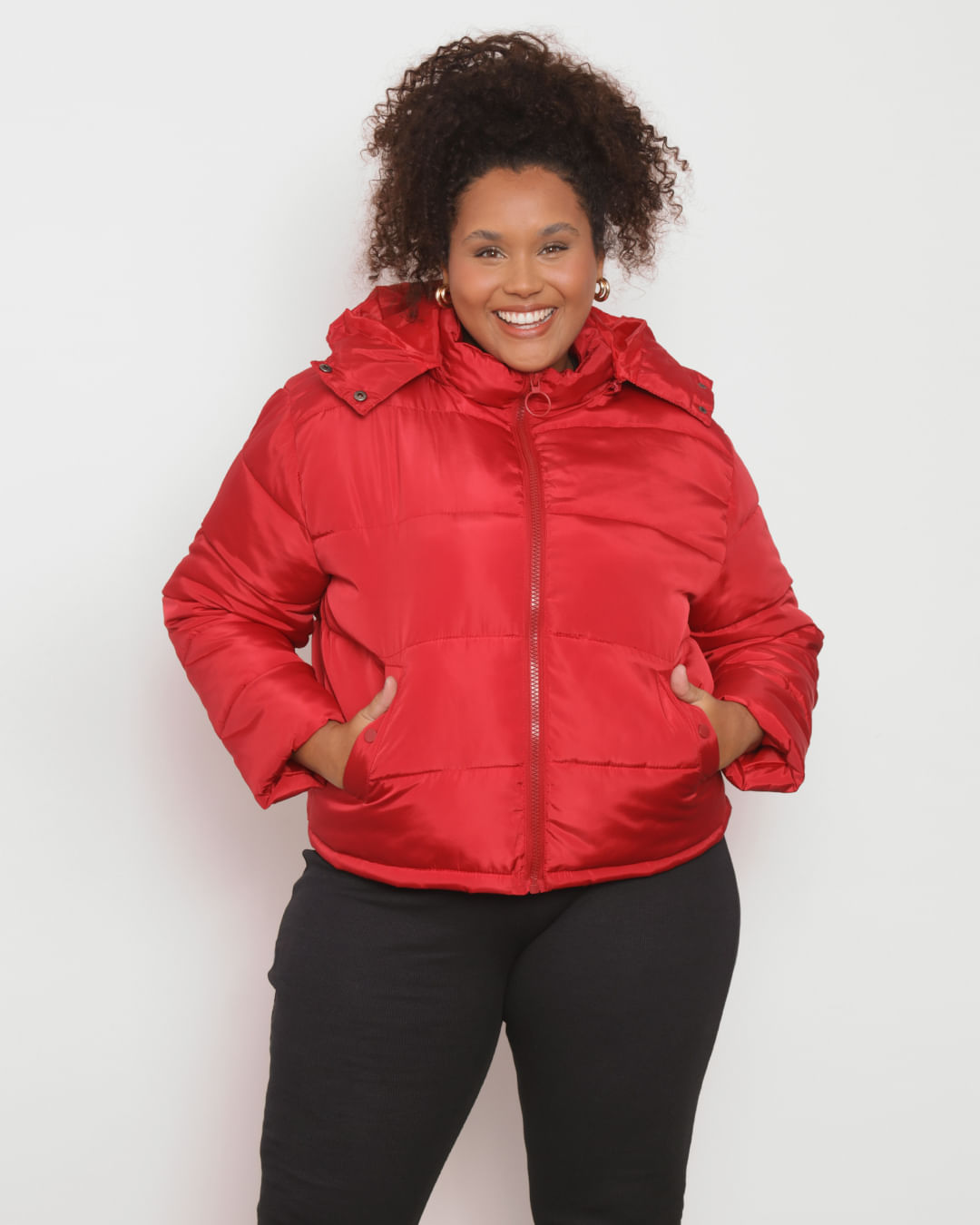Jaqueta Feminina Plus Size Com Capuz Puffer Vermelha