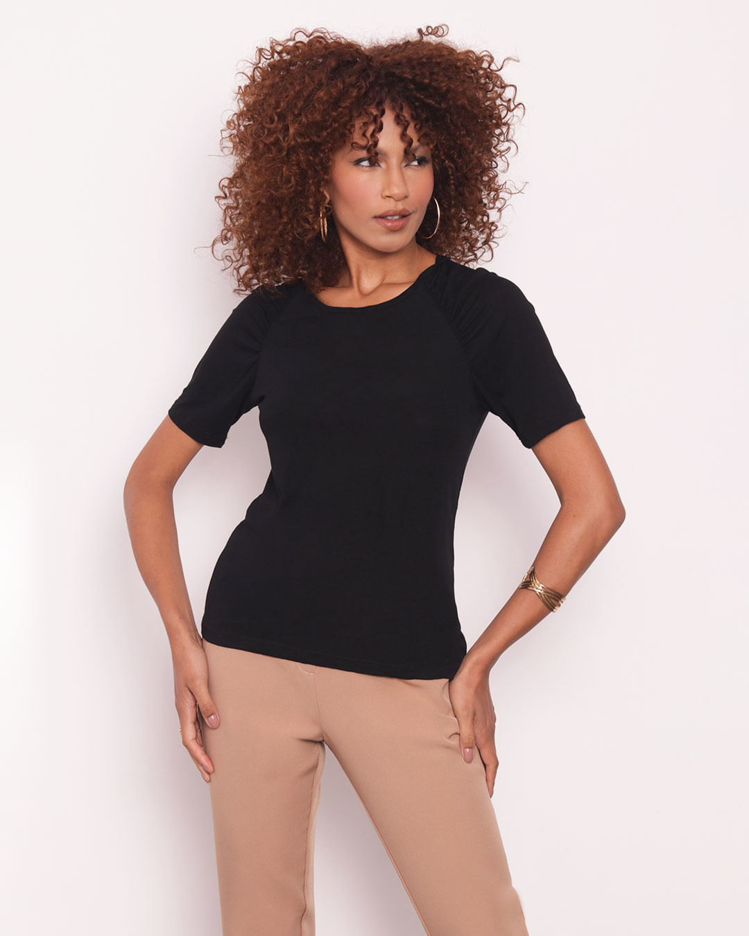 Blusa Feminina Manga Curta com Franzido Preta