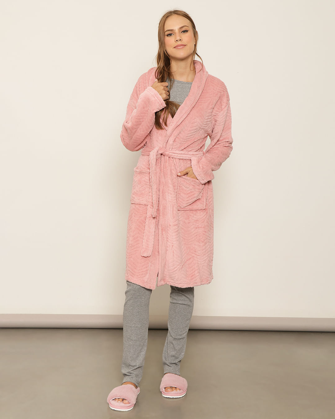 Roupão Feminino Fleece Devorê Plumagem Rosa