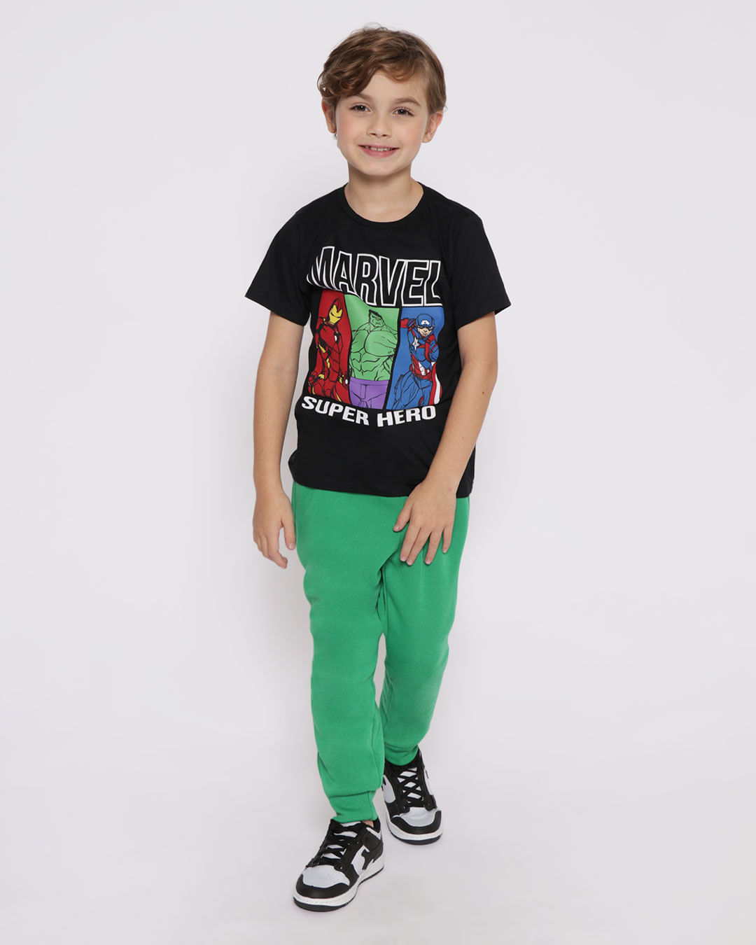 Camiseta Infantil Manga Curta Vingadores Marvel Preta