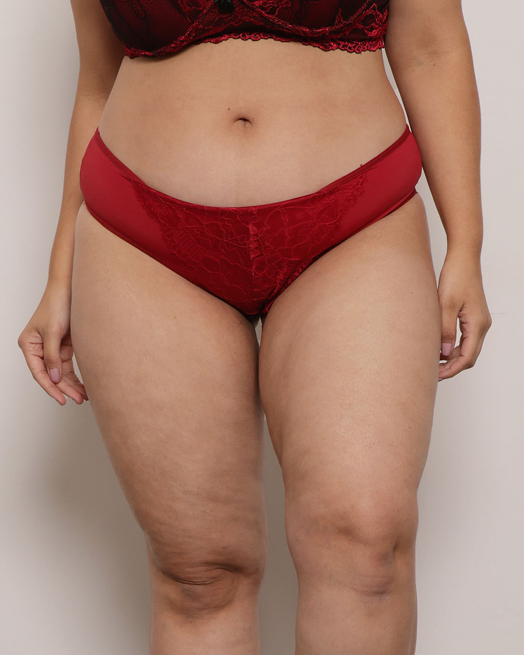 Calcinha Plus Size Feminina Fio Dental Renda Vermelha