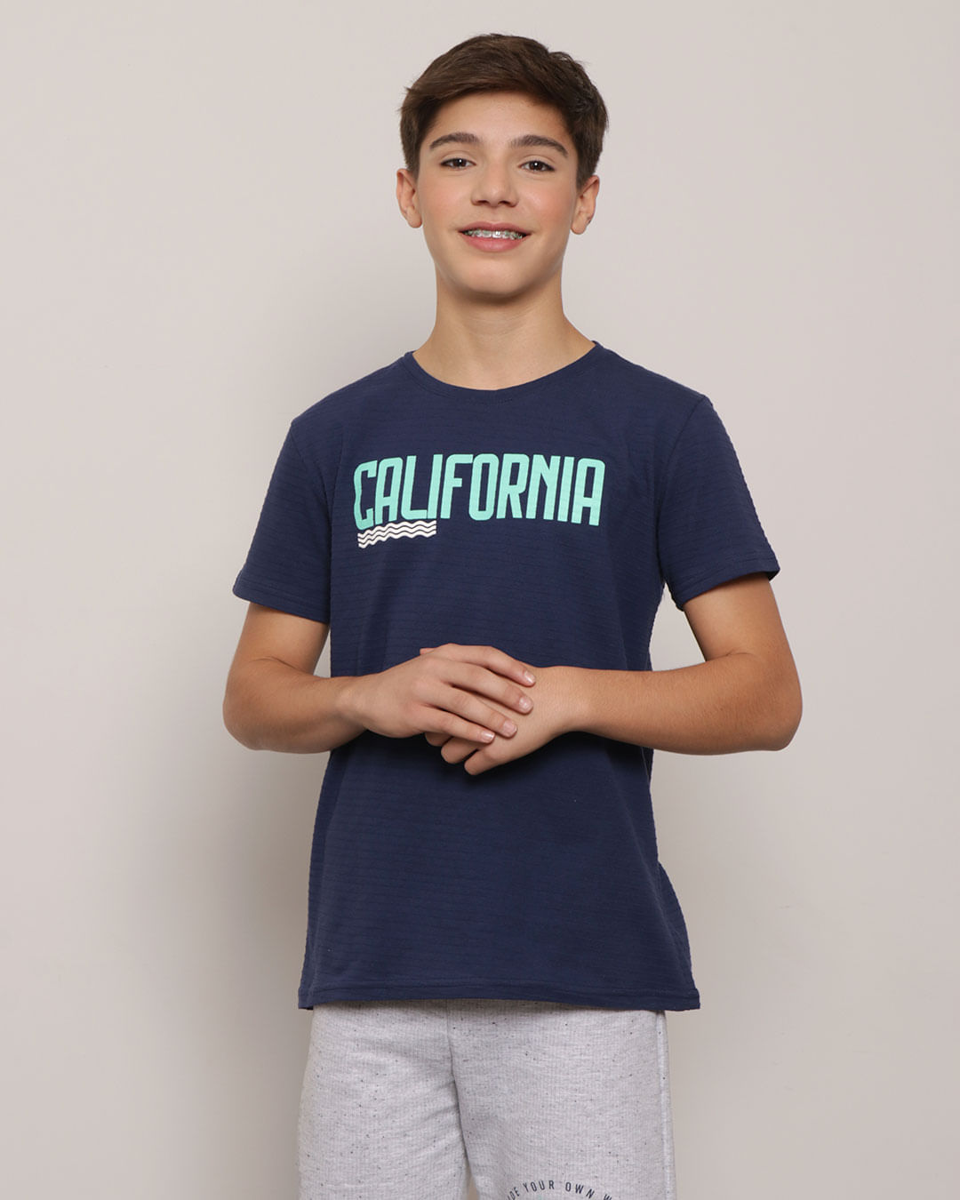 Camiseta Juvenil Manga Curta Estampada Marinho