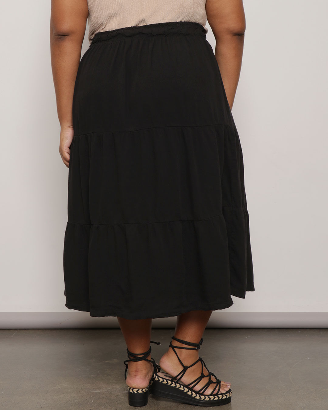 Saia Feminina Plus Size Liocel Midi Três marias Preto